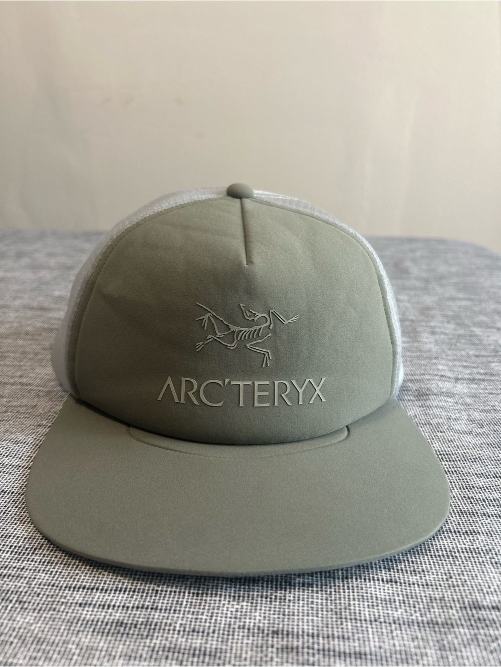 Arc'Teryx Men Bird Word Trucker Curved Cap Limited Edition Collection Piece Sage